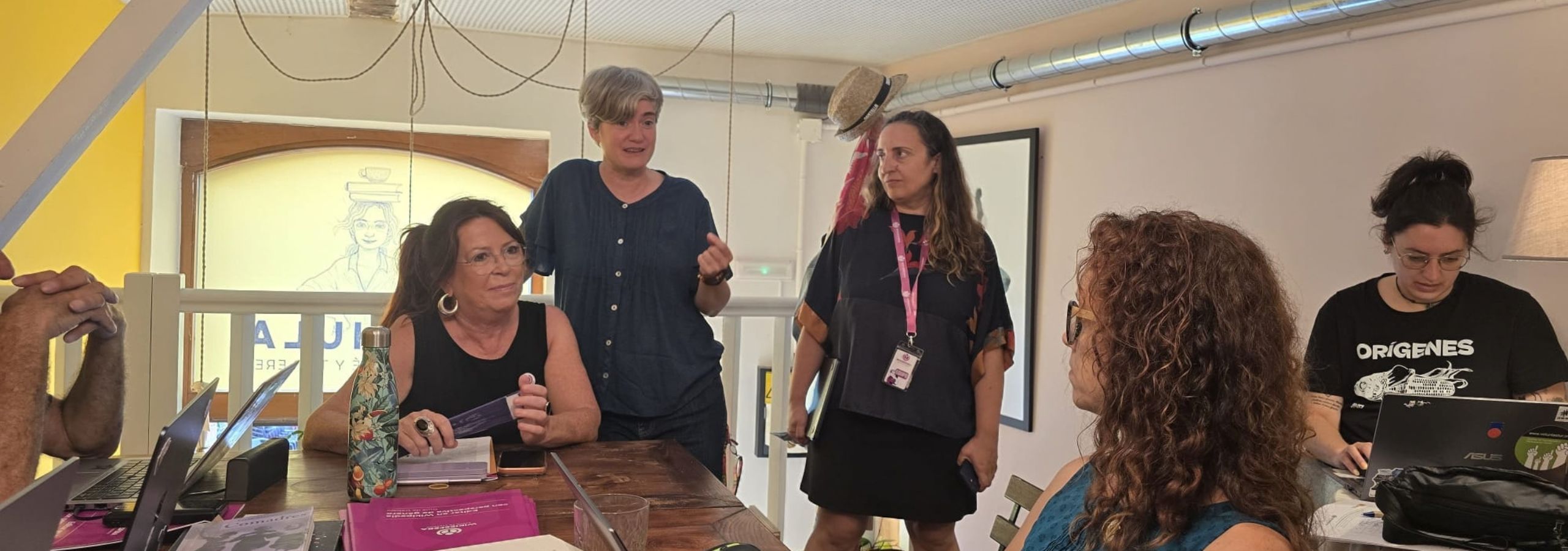 Intervención de Pilar Sánchez Vicente en la ediitatona de asturianas relevantes 27S en Santa Eulalia de Oscos
